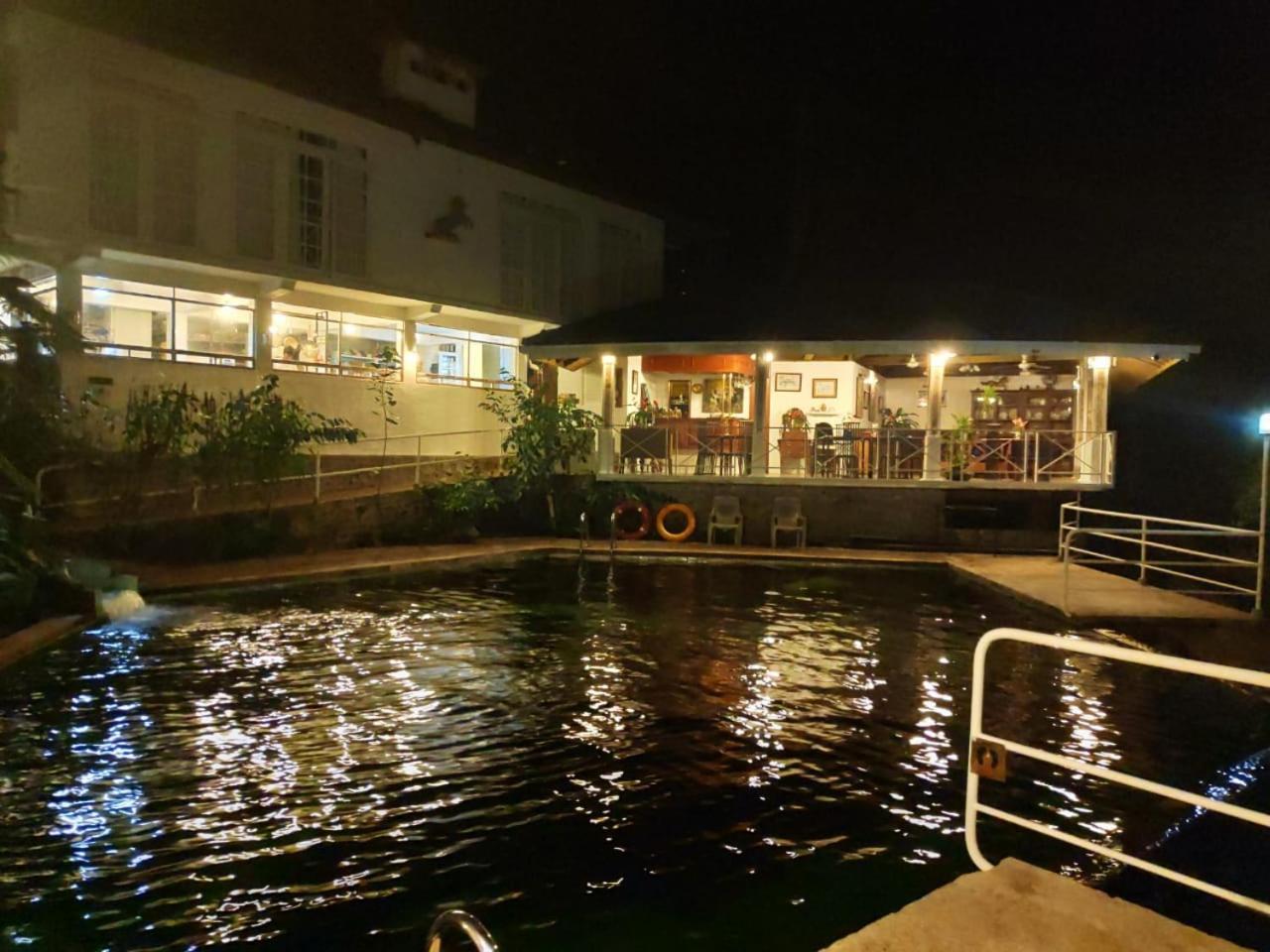 Royal River Resort Kitulgala Zewnętrze zdjęcie